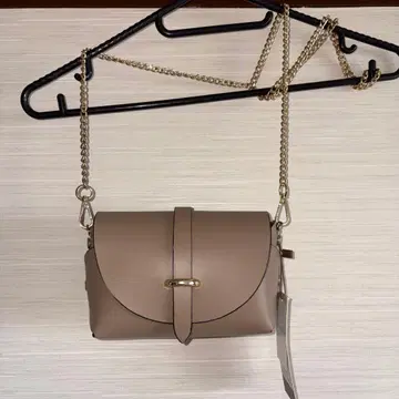 이탈리아제 소가죽 100% 베이지 숄더백 새상품