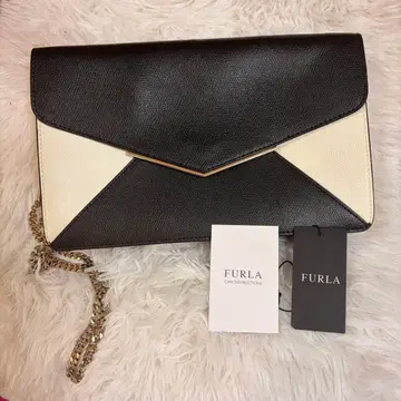 FULRA 체인 숄더 바이컬러 엔벨로프 모노톤 클러치