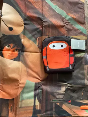 디즈니 스토어 베이맥스 파우치 포함 돗자리