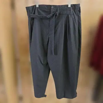 essay HAKAMA 하카마 슬랙스