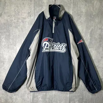 NFL 페이트리어츠 자수 빅 로고 나일론 풀오버 하프 지퍼
