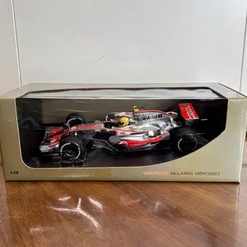 1/18 맥라렌 메르세데스 MP4-22 해밀턴 팀 에디션