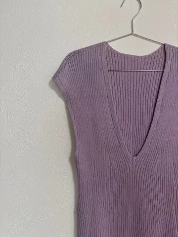 [ 22SS ] 마메쿠로구치 슬리브리스 린넨 니트 2 사이즈