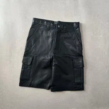빈티지 소가죽 카고 반바지 블랙