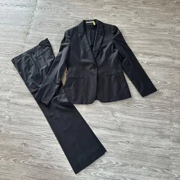 새상품급 theory luxe CONFERENCE 스트라이프 수트 40