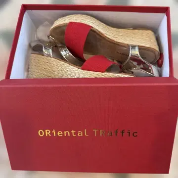 Oriental Traffic 레드 웨지솔 샌들