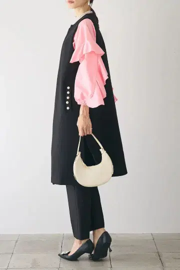 프릴 슬리브 펄 버튼 블라우스 플라네 같은 형태 핑크