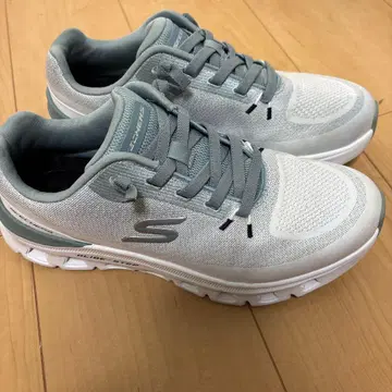 SKECHERS GLIDE STEP