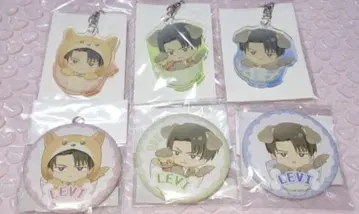 진격의 거인 리바이 강아지 밥 아크릴 키링 캔뱃지