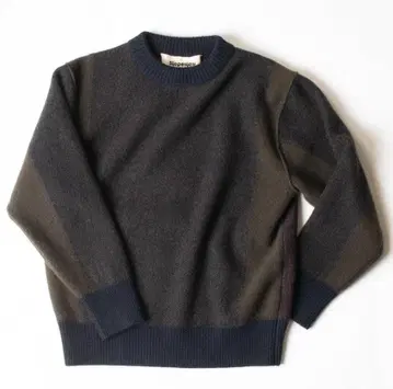 슬로프슬로우 24AW 새상품급 절개 디자인 니트 스웨터