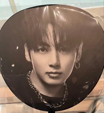 미개봉 새상품 ARIRANG 정국 부채 피켓 아리랑