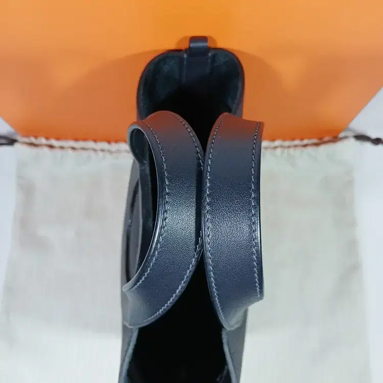 에르메스 [디어] 인더루프18 토트백 H084274 사진 6