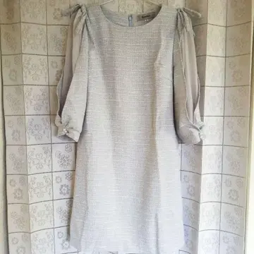 리랜드트루 반팔 무릎 기장 원피스 2 스카이블루