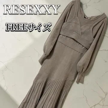 RESEXXY 긴팔 니트 원피스 뷔스티에 세트 FREE 사이즈 리젝시