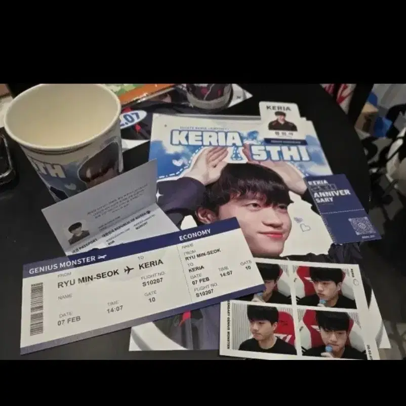 T1 keria 24 Birthday T-shirt, Poster, Keyring, and Photocard Bulk