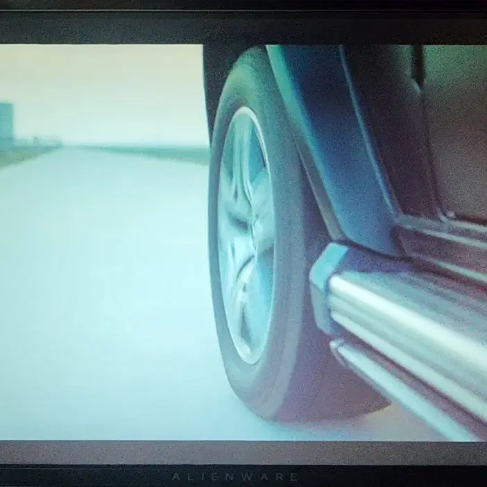 25인치 240hz 게이밍전용 모니터 Dell 에일리언웨어 aw2518hf 팜