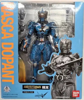 반다이 S.H.Figuarts 가면라이더 W(더블) 나스카 도펀트