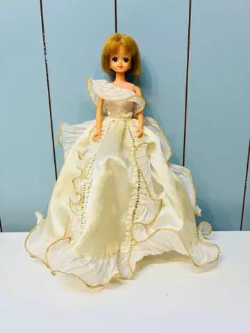 타카라 제니 인형