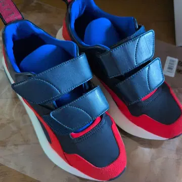 스텔라 맥카트니 스니커즈