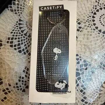새상품 CASETiFY 스누피 아크릴 키링