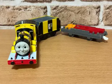 토마스 프라레일 레어 일벌 제임스