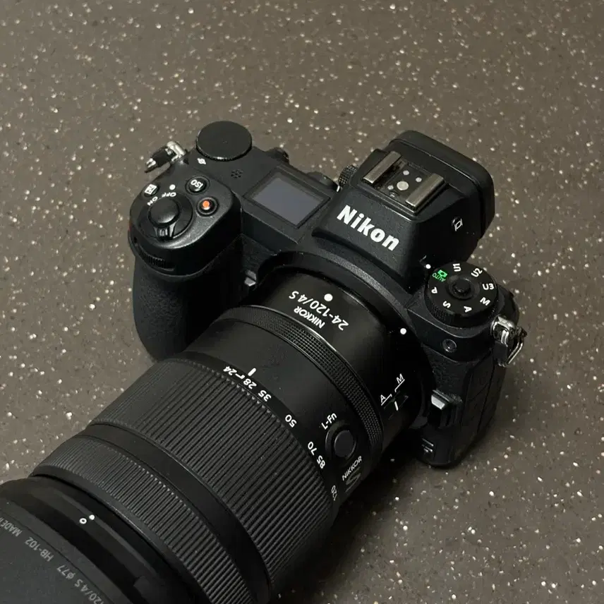 니콘 Z7 바디 단품 (렌즈미포함)