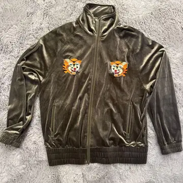 유니버설 스타일 웨어 올리브 그린 스카잔 L 사이즈