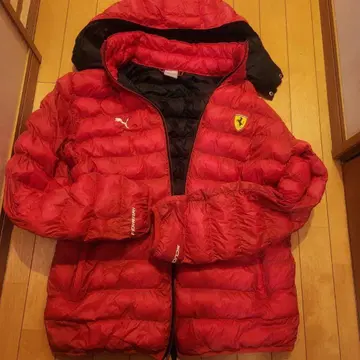 Puma Ferrari 콜라보 레드 나일론 자켓