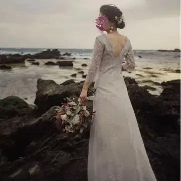 [ 사전 촬영 ] 아이보리 레이스 긴팔 V넥 웨딩 드레스