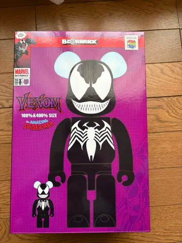 베어브릭 베놈 100% & 400% 사이즈
