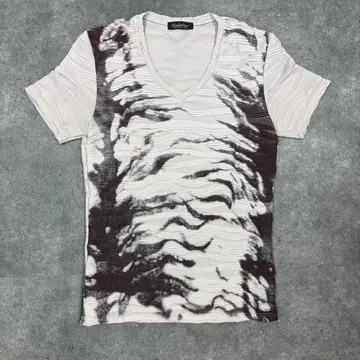 TORNADO MART y2k 티셔츠 V넥 패턴 wave tshirt