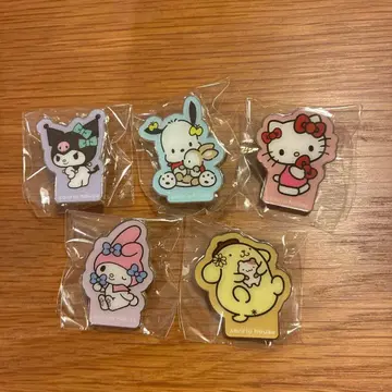 sanrio house 산리오하우스 핀 배지