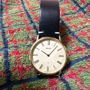 새상품급 쇼와 레트로 SEIKO 세이코 샤리오 드레스 워치 하이 비트