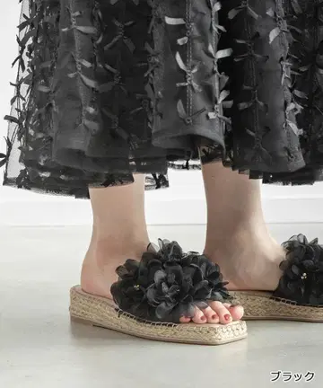 RANDA 란다 볼륨 플라워 뮬 샌들 S 22.5cm