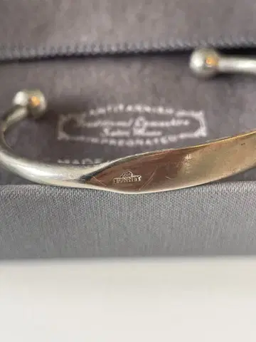 BUNNEY 실버 뱅글 팔찌