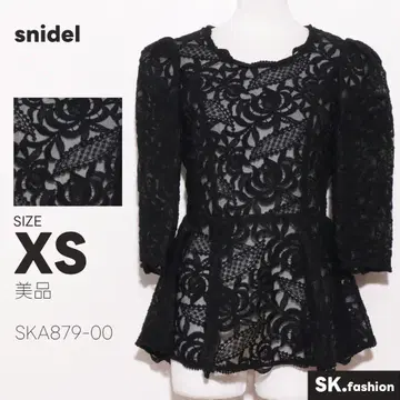 새상품급 snidel 상의 블라우스 레이스 페플럼 뒷지퍼 비침