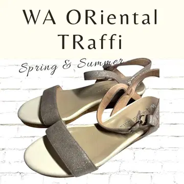 WA ORiental TRaffic 벨트 샌들 라메 웨지솔 봄/여름