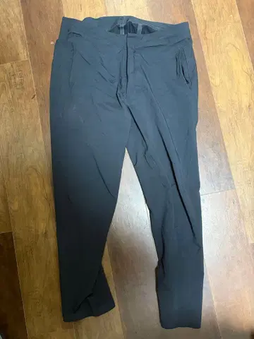 데상트 얼터레인 팬츠 BOA 포함