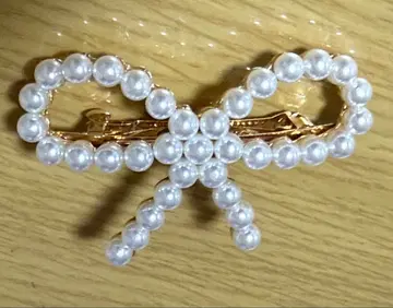 Verity Jones 베리티 존스 펄 리본 머리핀