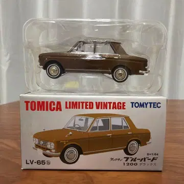 TOMICA LIMITED VINTAGE 블루버드 1200