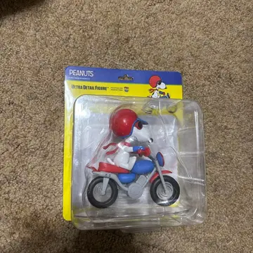 PEANUTS 스누피 모토크로스 바이크 피규어
