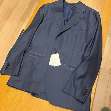 TOMORROWLAND PILGRIM 수트 미사용