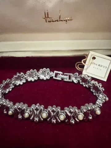 NINA RICCI 플라워 모티브 빈티지 팔찌