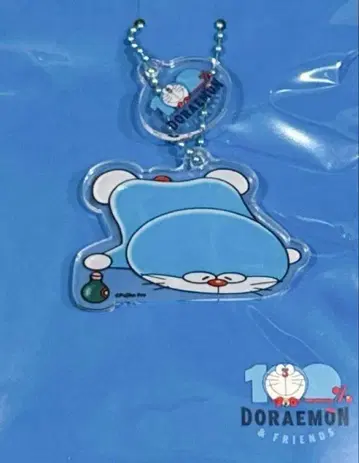 100% 도라에몽 & 프렌즈 아크릴 키링 산타 인 도라에몽