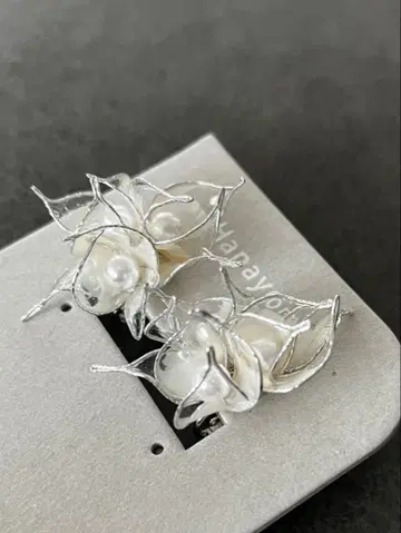 Anemone 펄 x 클리어 플라워 귀찌 [Hanayome]