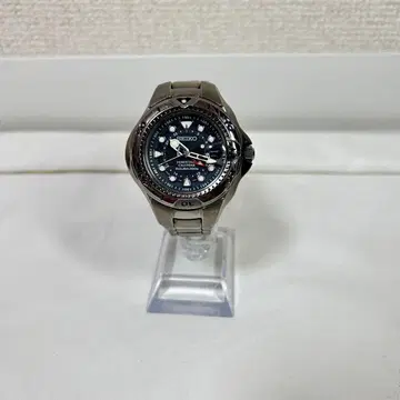 SEIKO 핑 200m 다이버 퍼페츄얼 8F58-0020