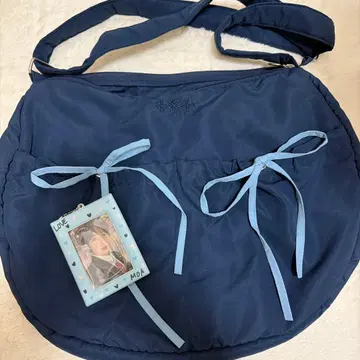 TXT 크로스백 카드 홀더