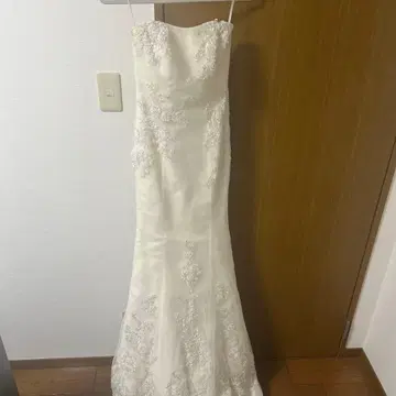 화이트 레이스 웨딩 드레스