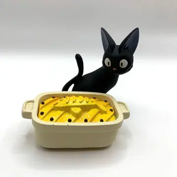 마녀 배달부 키키 청어 파이 소품함