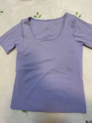 룰루레몬 라벤더 스퀘어넥 T셔츠